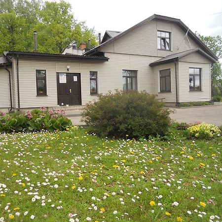 Latvijas Sarkana Krusta Viesnica Rēzekne المظهر الخارجي الصورة